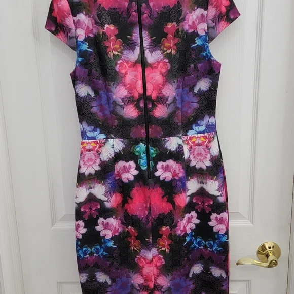 Betsy Johnson Floral Dress Sz 6 - Picture 4 of 5